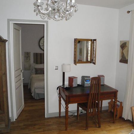 Almeria Garden Apartment Paris Exterior photo
