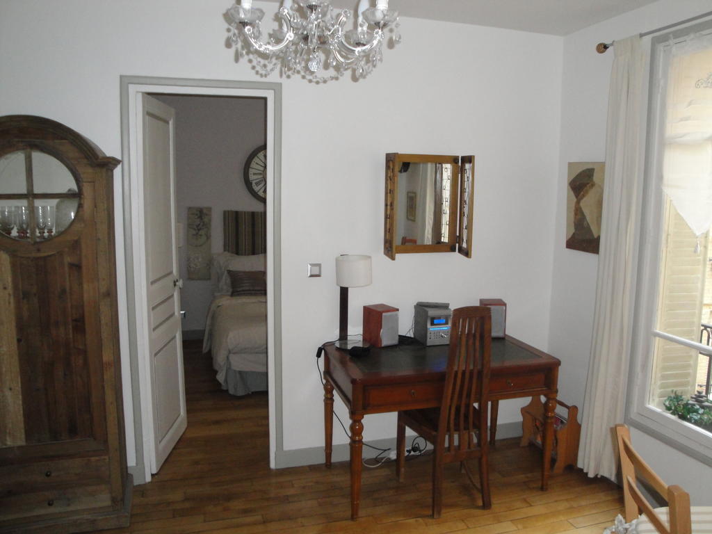 Almeria Garden Apartment Paris Exterior photo